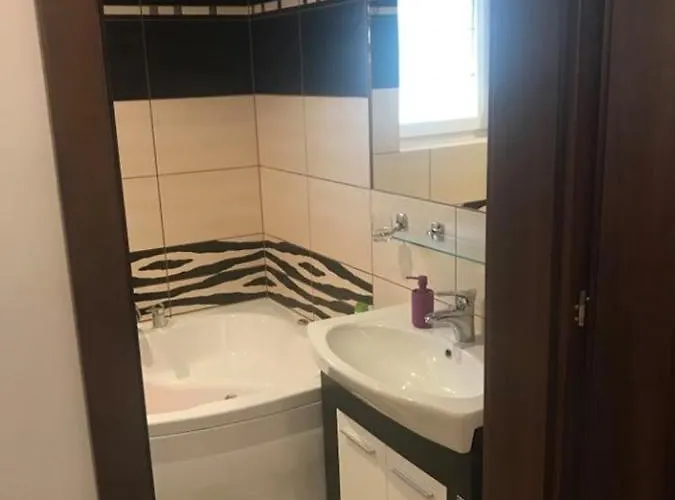 ヴィラ Z Lazienkami - Dziwnowek カミエン・ポモルスキ